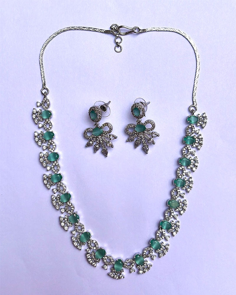 AD NECKLACE