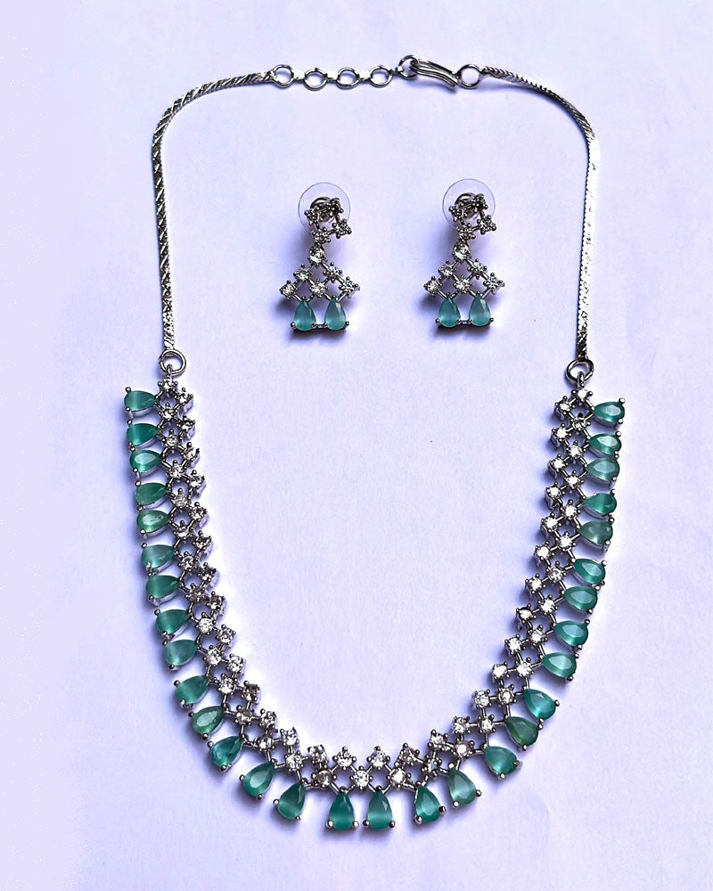 AD NECKLACE