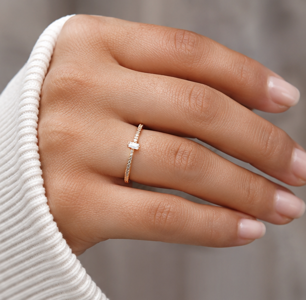 RHINESTONE AD RING