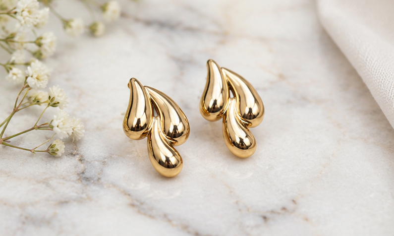 Waterdrop Stud Earrings