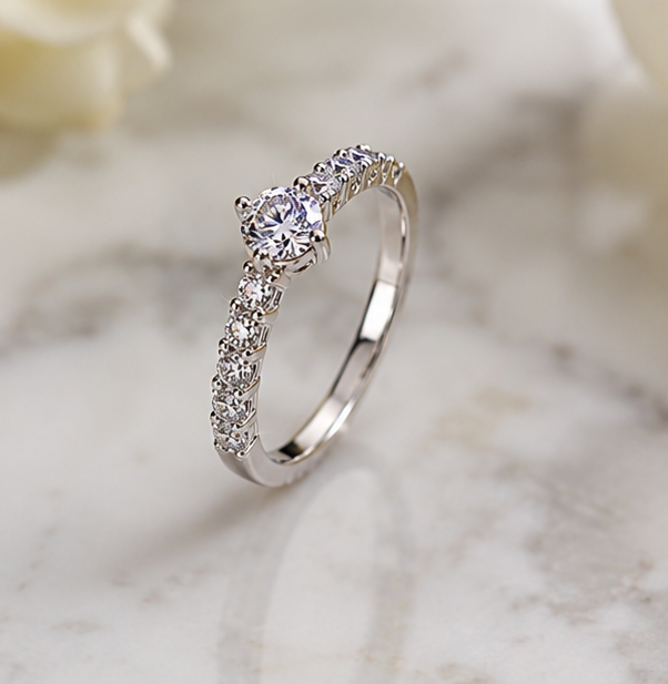 CLEAR RHINESTONE AD RING