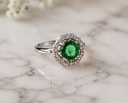 GREEN RHINESTONE AD RING