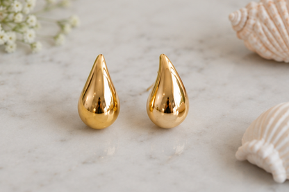 TEAR DROP GOLDEN EARRINGS