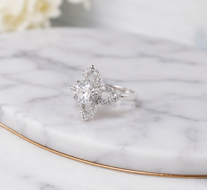 CLEAR RHINESTONE AD RING