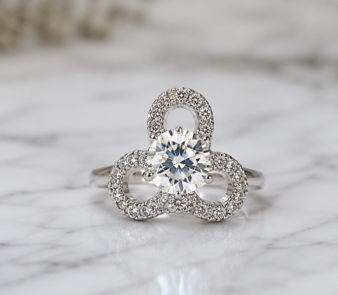 CLEAR RHINESTONE AD RING