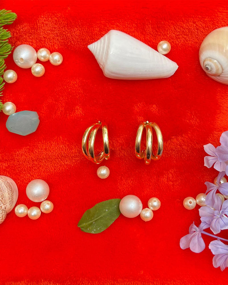 TRIPLE LAYERED GOLDEN EARRINGS