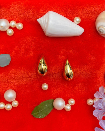 TEAR DROP GOLDEN EARRINGS