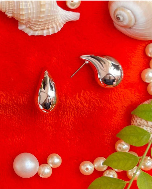 TEAR DROP GOLDEN EARRINGS